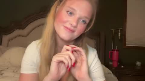 booksnlooksgirl online show from January 13, 3:23 am