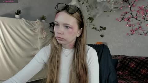 Milena online show from October 29, 2:57 am