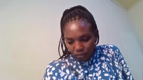 Snapshot of bootie_caramel chatting on October 18, 11:47 am bootie_caramel online show from October 18, 11:47 am