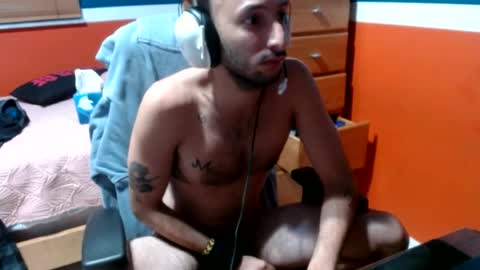boredfun313 online show from July 2, 3:23 am