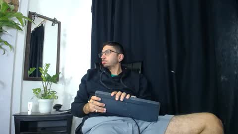 borsalinomoreau online show from February 24, 12:30 pm