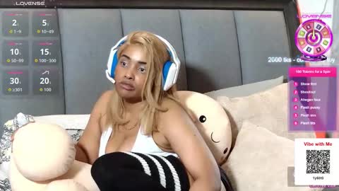 BossyBella online show from February 22, 7:01 am