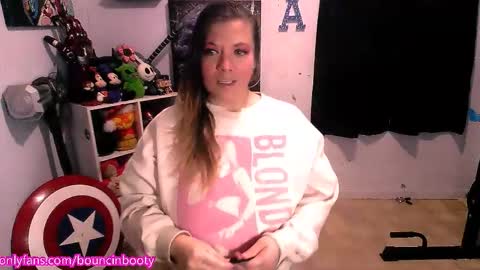 Pumpkin Butt online show from October 31, 4:57 am