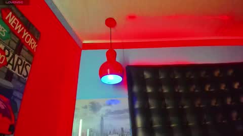 bouncing_bunnyxxx69 online show from December 16, 4:41 am