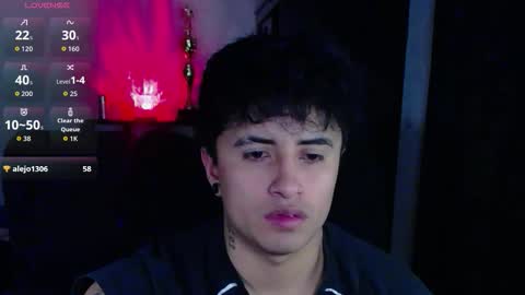 boy_nauthy online show from December 16, 7:37 am