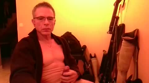 boyaroues online show from October 14, 8:23 pm