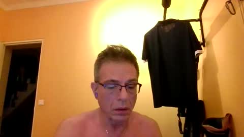 boyaroues online show from June 2, 8:11 pm
