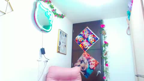 Snapshot of boybunnyerotic chatting on September 26, 6:49 pm boybunnyerotic online show from September 26, 6:49 pm