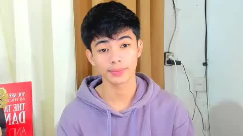 HI IM JAMES DONT FORGET GIVE ME THUMBS UP AND JOIN TO MY FANCLUB online show from December 19, 6:25 pm