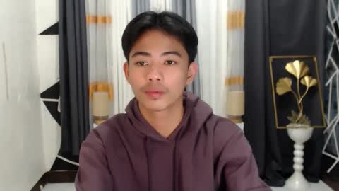 HI IM JAMES DONT FORGET GIVE ME THUMBS UP AND JOIN TO MY FANCLUB online show from January 4, 8:16 pm