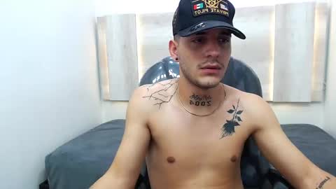 MAX online show from February 2, 7:30 am