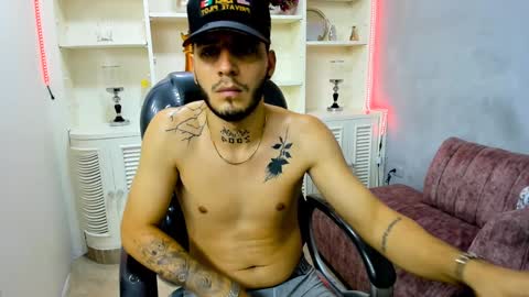 MAX online show from January 12, 2:14 am