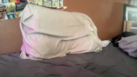 bprttyb0y online show from February 12, 9:07 pm