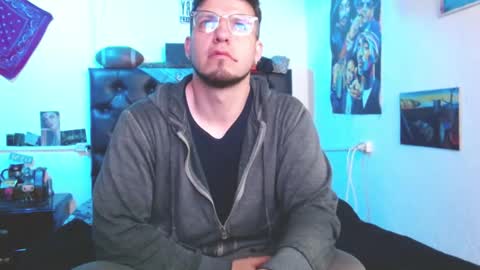 brad hot boy online show from October 14, 1:19 am