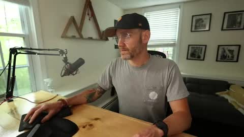 BradBronton online show from May 24, 8:37 pm