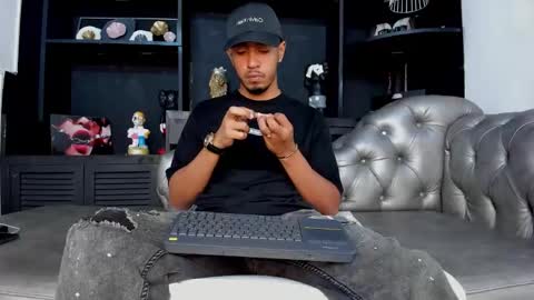 Brand  online show from January 7, 8:03 pm