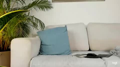 Brandon and Nath online show from March 10, 4:39 am