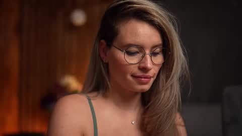 Alex online show from February 24, 7:44 am