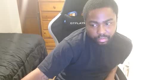 Breadw1nnah online show from November 16, 7:32 am