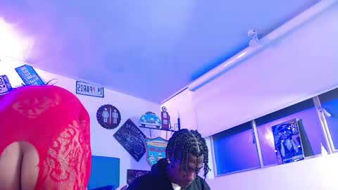 Snapshot of breazer__ chatting on October 25, 2:23 am breazer__ online show from October 25, 2:23 am