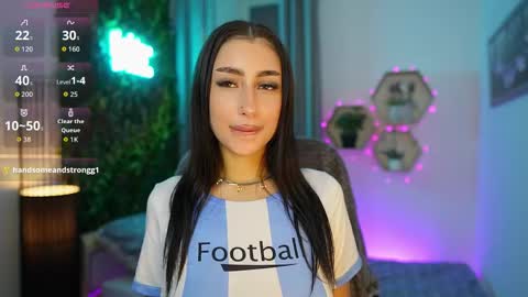 Bree online show from November 27, 7:43 pm