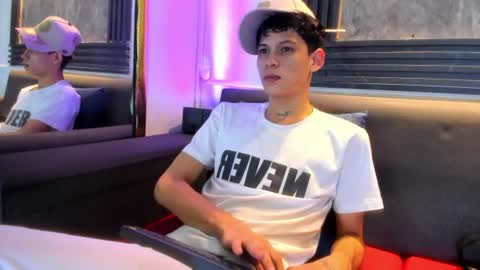 brian_hotof1 online show from June 11, 11:41 am