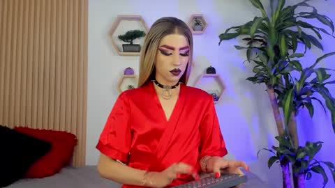 Snapshot of briana_white chatting on October 14, 5:49 pm briana_white online show from October 14, 5:49 pm