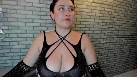 brianacurve online show from December 14, 8:04 pm