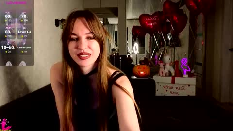 NinaBrian online show from October 31, 3:23 pm