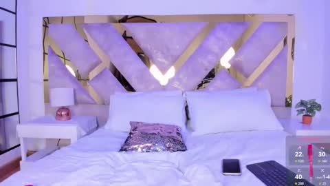 Brianna  online show from September 28, 2:04 pm