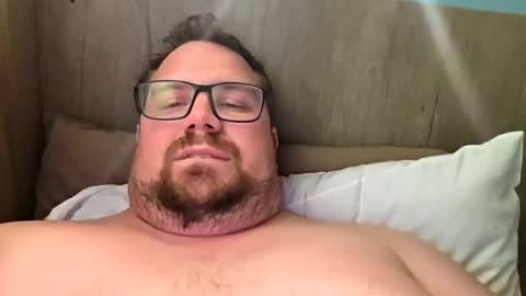 bridgeedude28 online show from August 8, 1:54 pm