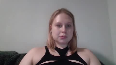 bridget_kiss online show from February 22, 7:05 pm