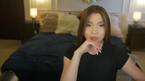 Diamonds Girls online show from July 14, 10:32 am