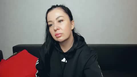 brilliantegirl_ online show from October 28, 9:21 am