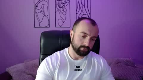 brindlefly69 online show from January 12, 12:23 pm