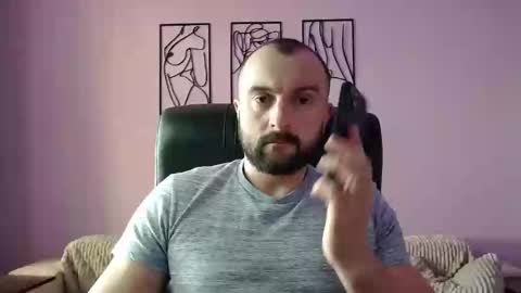 brindlefly69 online show from February 24, 11:43 am