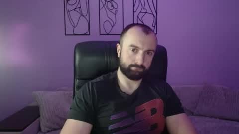 brindlefly69 online show from December 19, 2:01 pm