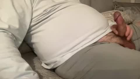 Snapshot of bringing_the_thunder_87 chatting on January 17, 5:32 am Bringing the thunder 87 online show from January 17, 5:32 am