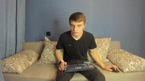 bristlebback online show from November 16, 3:36 pm