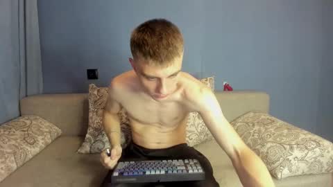 bristlebback online show from September 12, 4:42 pm