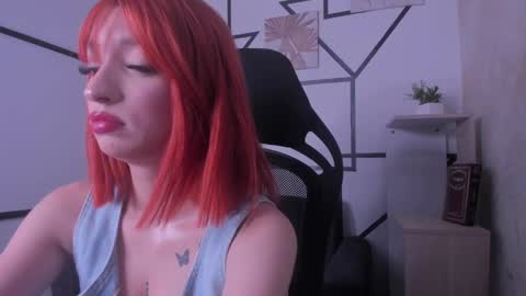 Snapshot of britanyfoxx chatting on October 8, 9:21 pm britanyfoxx online show from October 8, 9:21 pm