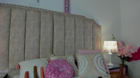 brithanyparker_ online show from April 14, 5:11 am