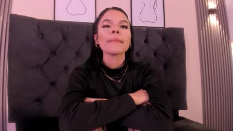 brithanysummer online show from January 11, 4:40 am