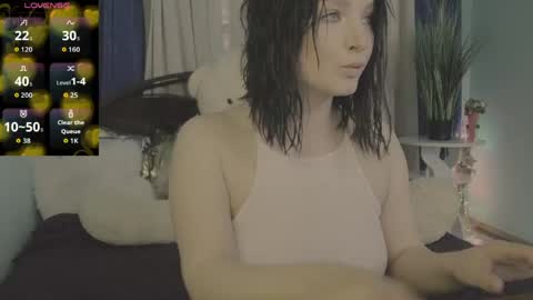 britneybarker online show from May 13, 12:48 pm