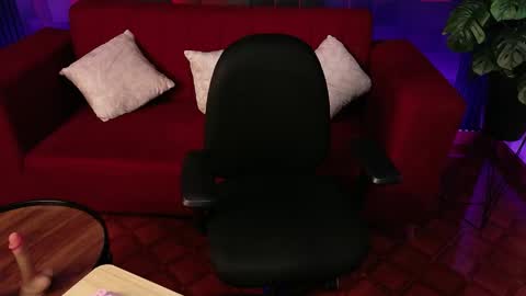 brittanyblueberry online show from May 28, 9:24 pm
