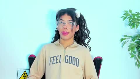 BRIYIT     online show from February 18, 3:21 am