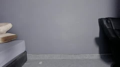 brockhurn_ online show from May 20, 1:57 am