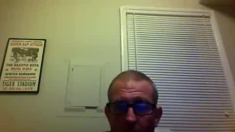 brodyb545755 online show from April 13, 3:00 am