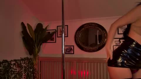 Ember online show from November 12, 4:42 pm