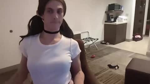 brooke online show from December 18, 4:28 pm